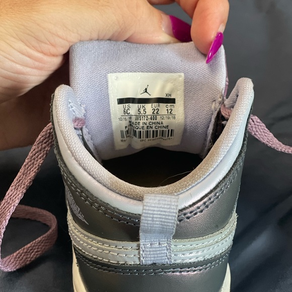 Jordan 1 Mid SE - Picture 7 of 9